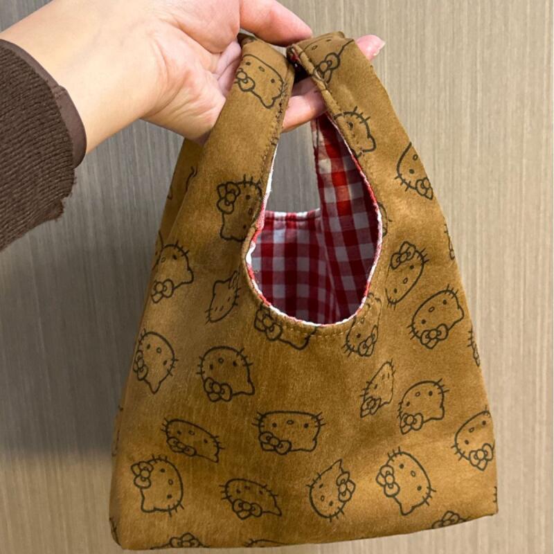 Sanrio Hello Kitty Handbag Kt  - Luxury Bags From Japan recension och pris