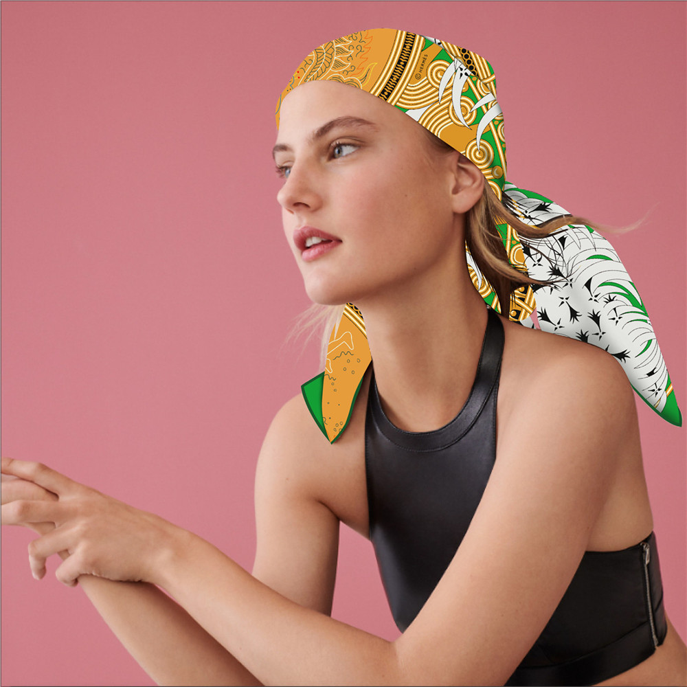 Triangle Silk Scarf Shawls Lux - Luxury Bags And Accessories recension och pris