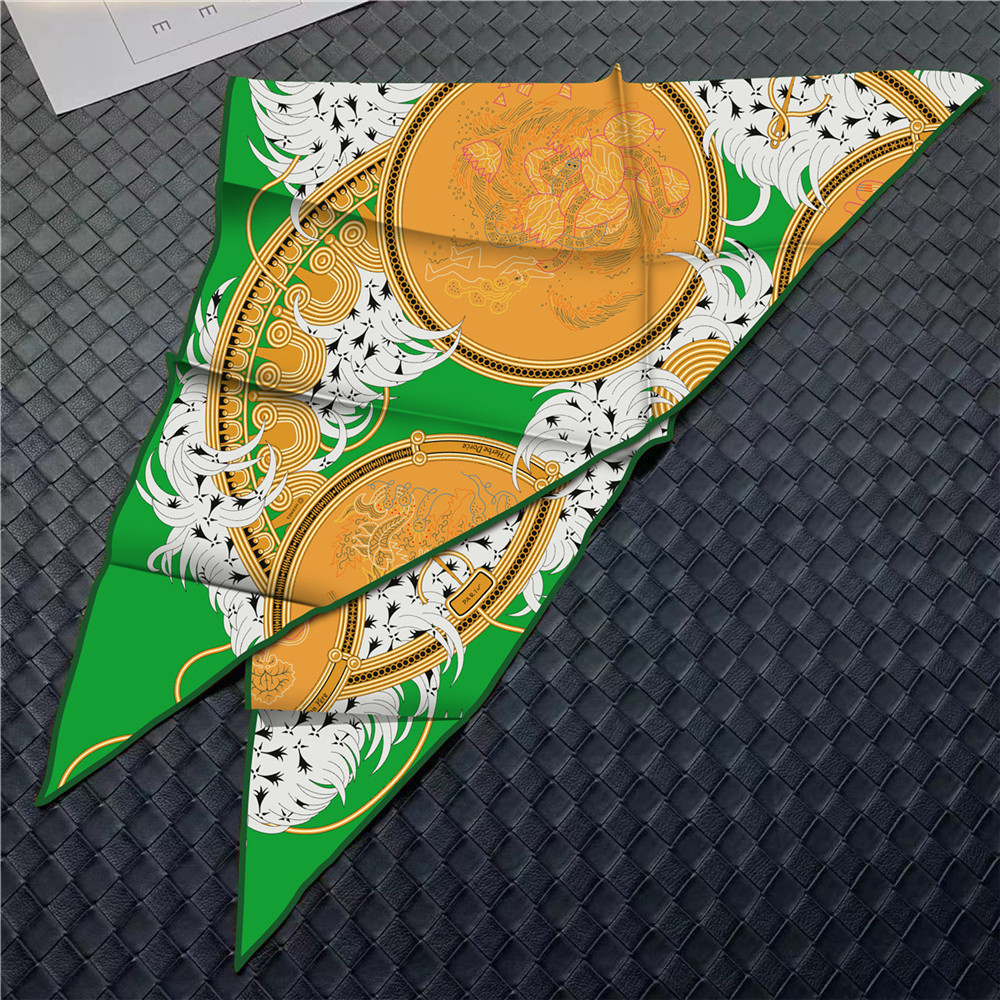Triangle Silk Scarf Shawls Lux - Luxury Bags And Accessories recension och pris
