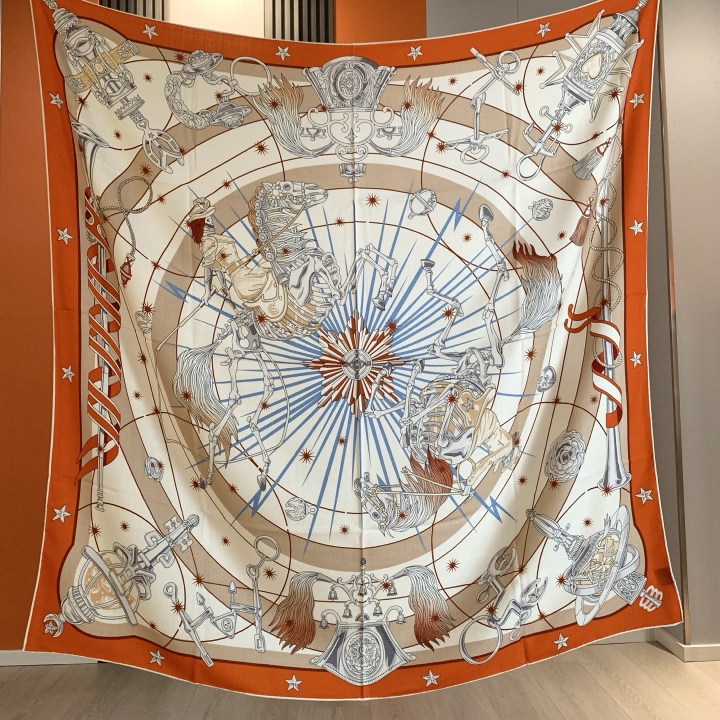 Luxury Brand Scarf Large Silk  - Luxury Bags And Accessories recension och pris