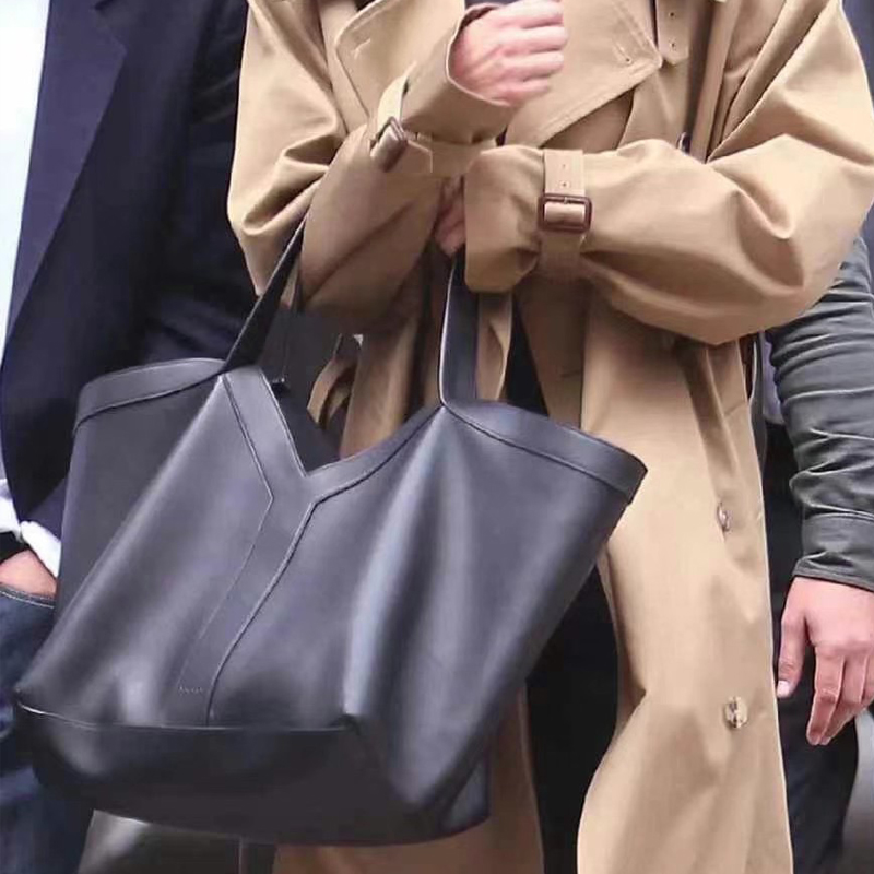 Custom Initials Oversize Tote  - Luxury Bags Vintage recension och pris